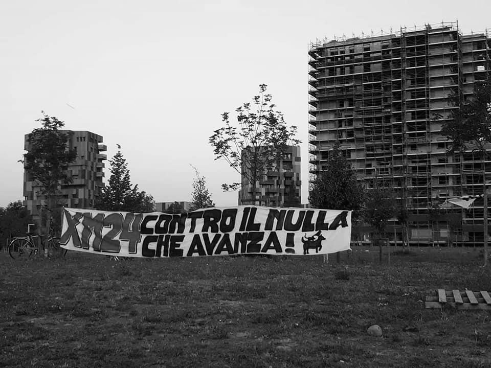 Quando a sedici anni trascorrevo così i venerdì e i sabati sera, non avevo idea che a pochi chilometri più a nord della città si trovasse il più grande Centro Sociale di Bologna